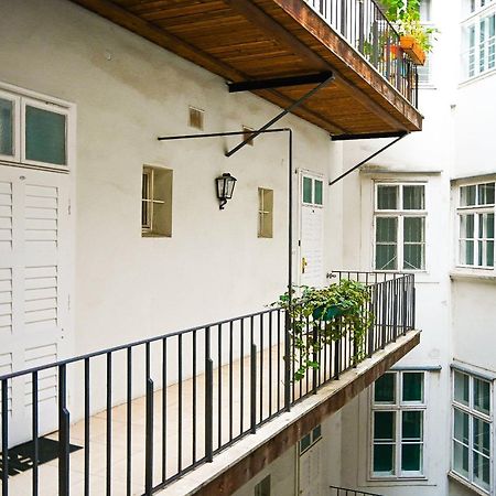 Backpacker Apartment Hofburg Vienna Exterior photo